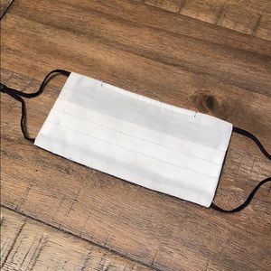 Athleta Accessories - NWOT Athleta Mask Athleta Accessories - NWOT Athleta Mask